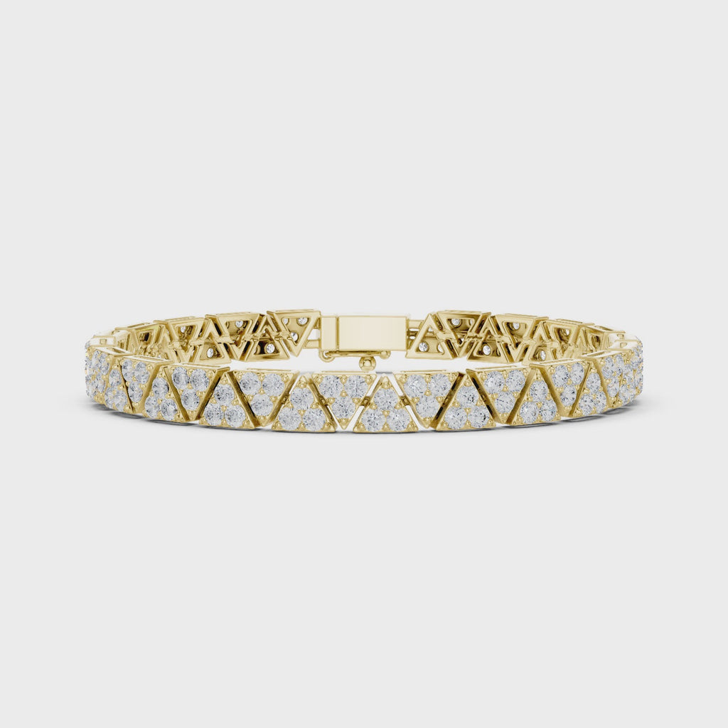 360 degree bracelet showing clasp and detailing