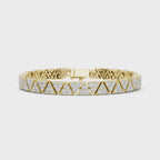 360 degree bracelet showing clasp and detailing